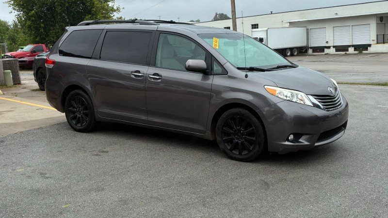 2013 Toyota Sienna